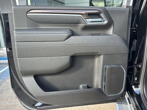 Used 2026 Chevrolet Silverado 3500 LT w/ All Star Edition image 21