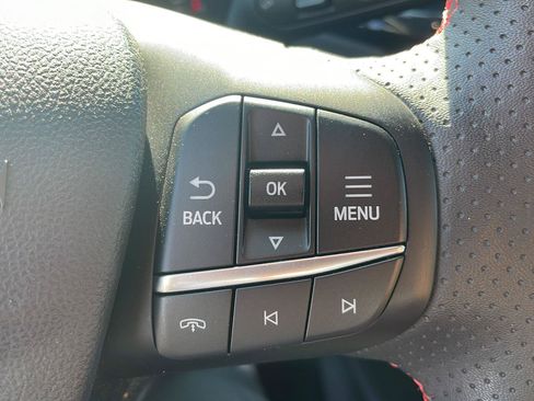 Used 2024 Ford Escape ST-Line w/ Tech Pack #1 AWD/4WD image 16