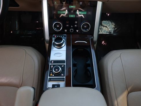Used 2018 Land Rover Range Rover HSE image 27