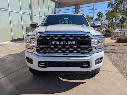 Used 2020 RAM 2500 Limited AWD/4WD image 9