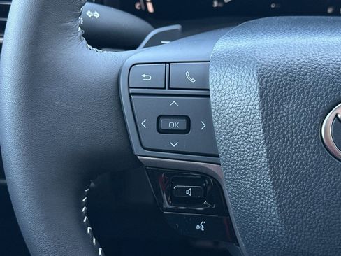 New 2026 Toyota Camry Hybrid FWD image 25