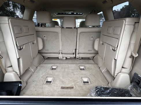 Used 2020 Lexus LX 570 4WD w/ Luxury Package image 49