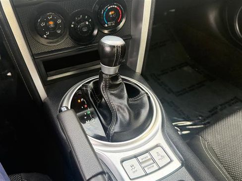 Used 2017 Toyota 86 image 20