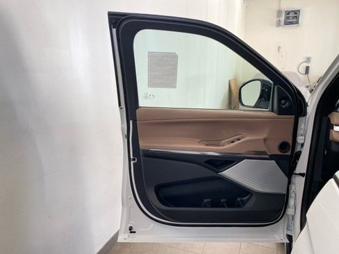 New 2025 Lincoln Navigator L Black Label image 20