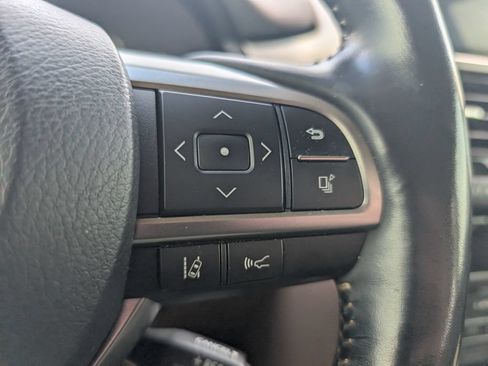Used 2022 Lexus GX 460 Premium w/ Accessory Package AWD/4WD image 16