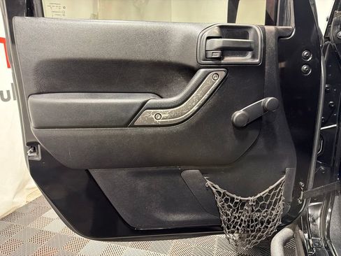 Used 2012 Jeep Wrangler Sport AWD/4WD image 15