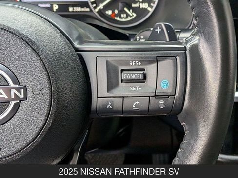 Certified 2025 Nissan Pathfinder SV FWD image 18