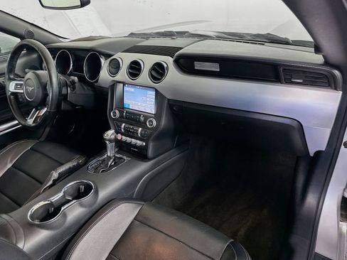 Used 2016 Ford Mustang Premium RWD image 27