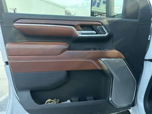 Certified 2024 GMC Sierra 2500 Denali Ultimate image 41