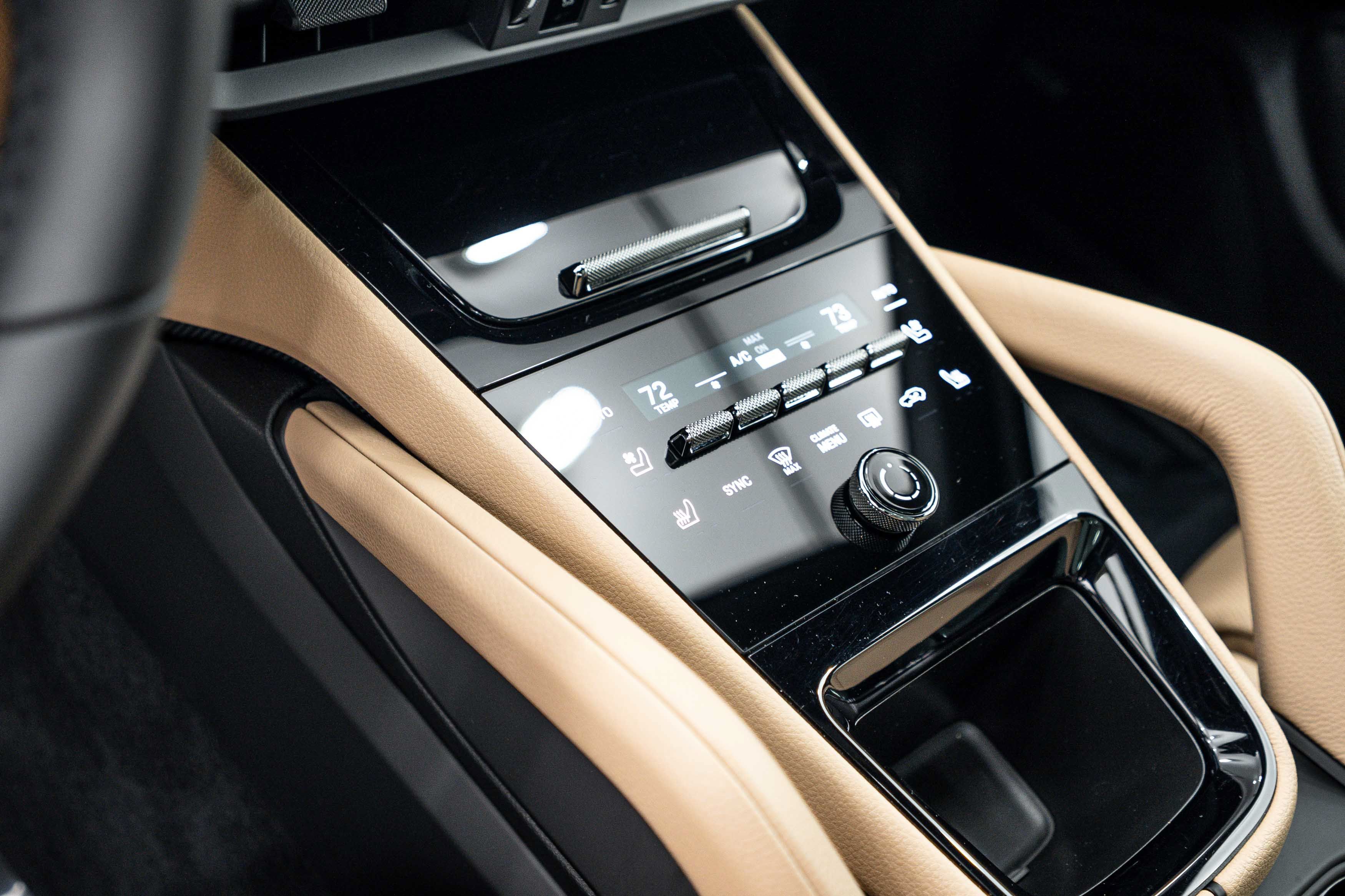 Certified 2026 Porsche Cayenne AWD/4WD image 15
