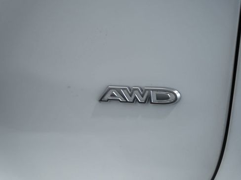 New 2026 Chrysler Pacifica Pinnacle AWD/4WD image 8