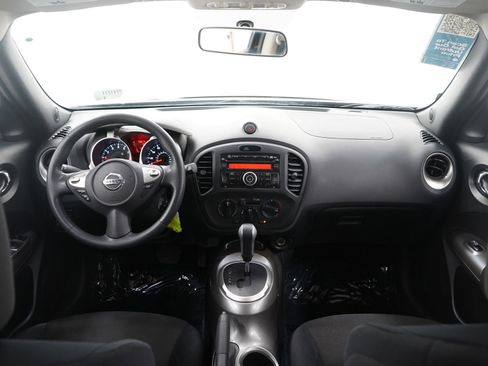 Used 2013 Nissan Juke S image 14