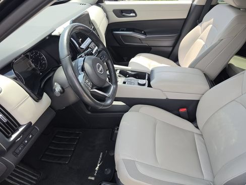 Certified 2023 Nissan Pathfinder SL AWD/4WD image 19
