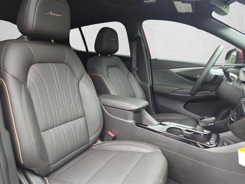 Used 2025 Buick Envista Avenir image 28