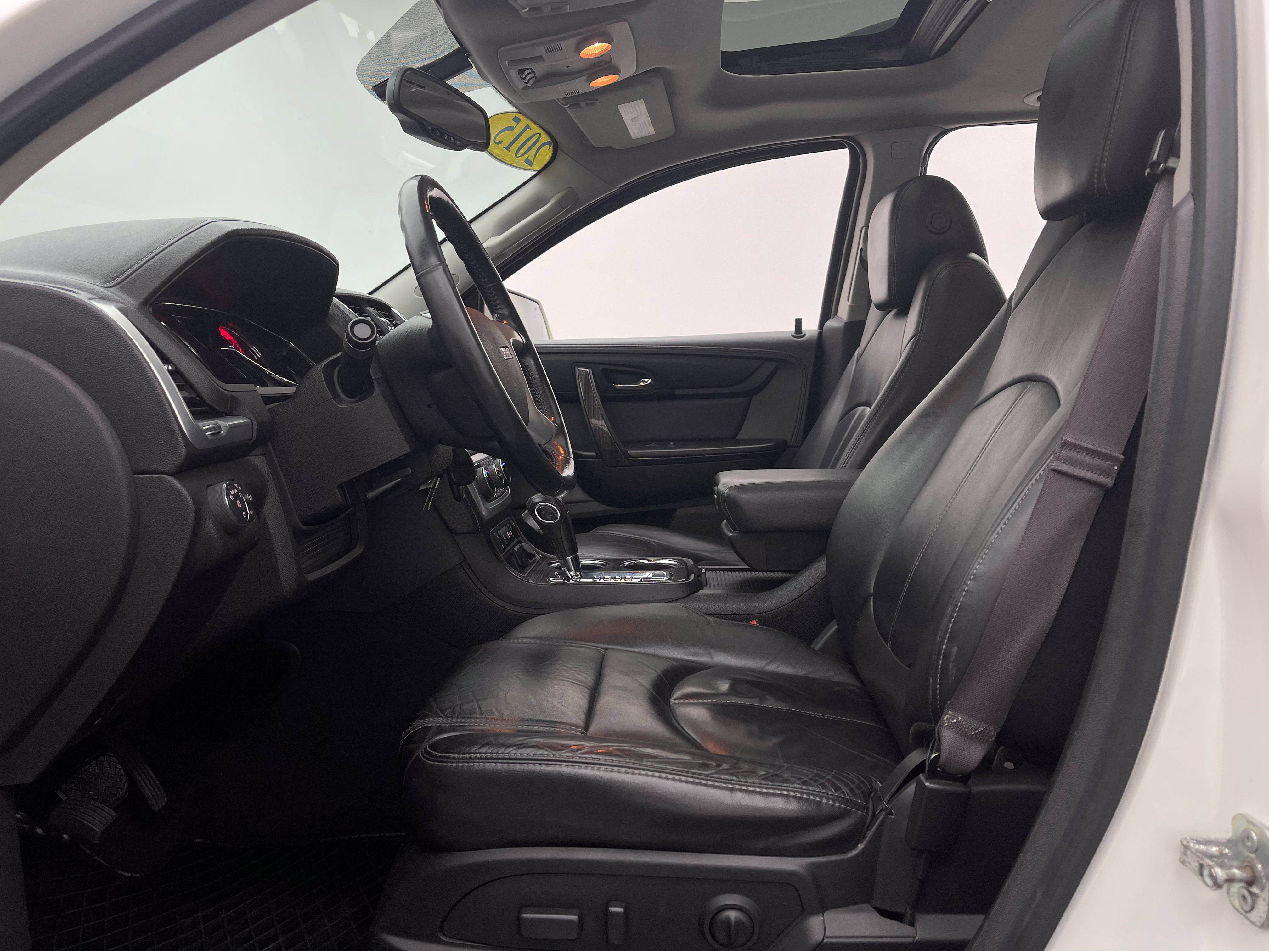 Used 2015 GMC Acadia SLT FWD image 17