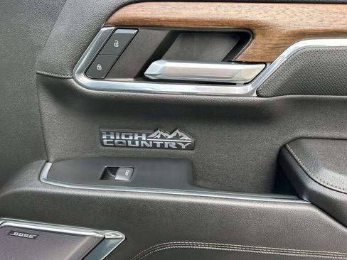 Certified 2023 Chevrolet Silverado 1500 High Country w/ High Country Premium Package AWD/4WD image 21