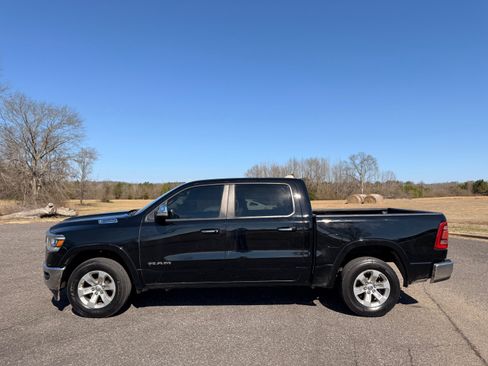 Used 2022 RAM 1500 Laramie image 2