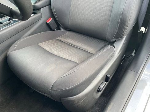 Used 2024 Nissan Altima 2.5 SV image 23