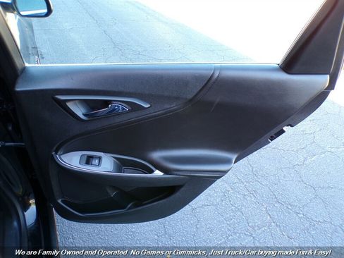 Used 2019 Chevrolet Malibu LT w/ Leather Package image 26