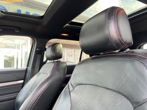 Used 2017 Ford Explorer Sport w/ Equipment Group 401A AWD/4WD image 17