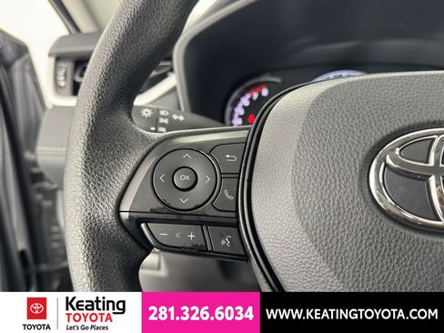 Certified 2025 Toyota RAV4 LE FWD image 28