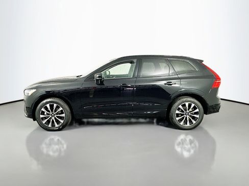 Used 2025 Volvo XC60 B5 Plus AWD/4WD image 4