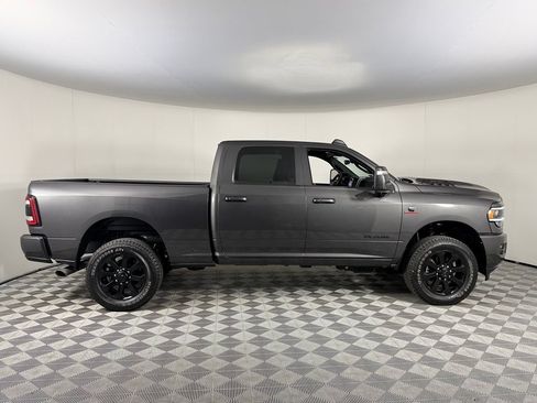 Used 2024 RAM 2500 Laramie w/ Night Edition AWD/4WD image 6