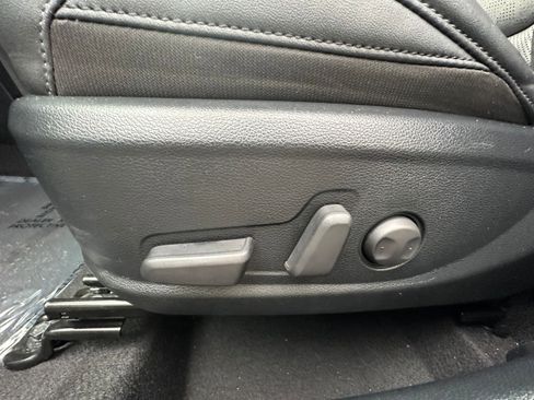 Used 2023 Kia Seltos EX image 28