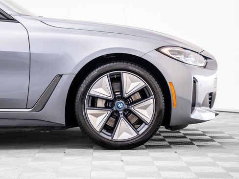 Used 2023 BMW i4 eDrive35 w/ Premium Package image 31