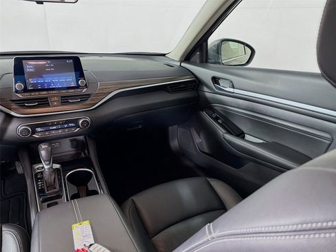 Used 2022 Nissan Altima 2.5 SL image 23