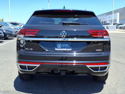 Certified 2022 Volkswagen Atlas Cross Sport SEL Premium R-Line AWD/4WD image 6