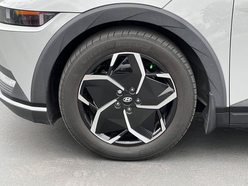 Certified 2023 Hyundai Ioniq 5 SEL AWD/4WD image 13