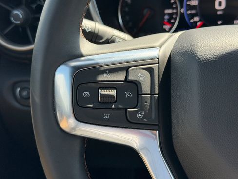 Used 2025 Chevrolet Blazer Premier w/ Driver Confidence II Package image 9