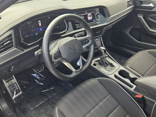 Used 2024 Volkswagen Jetta Sport FWD image 10
