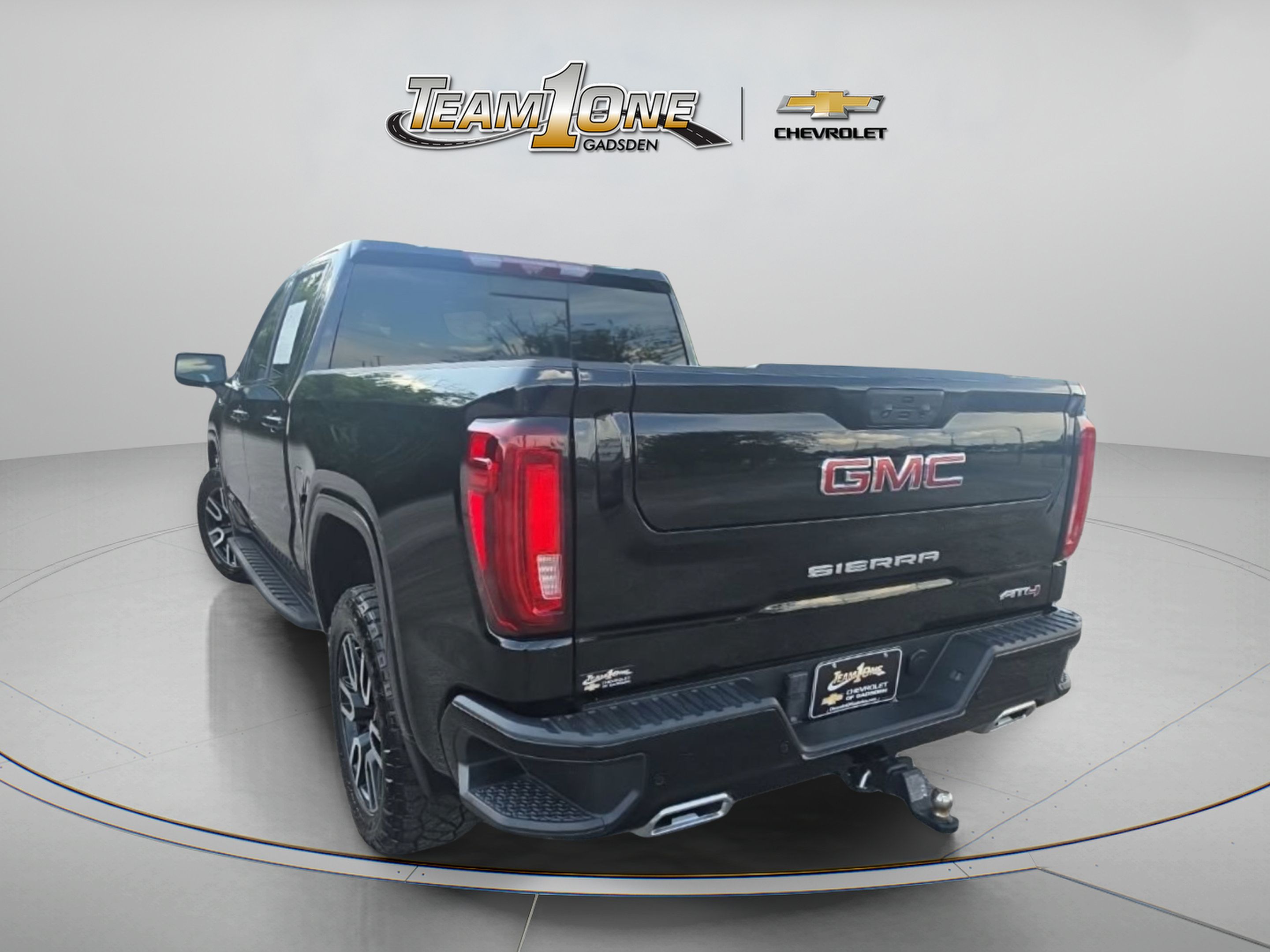 Used 2023 GMC Sierra 1500 AT4 w/ AT4 Premium Package AWD/4WD image 6