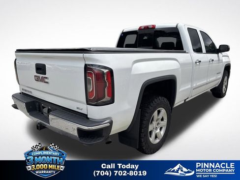 Used 2016 GMC Sierra 1500 SLT w/ SLT Preferred Package AWD/4WD image 4