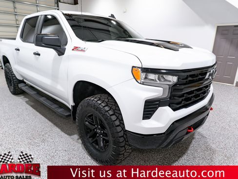 Used 2023 Chevrolet Silverado 1500 LT Trail Boss w/ Protection Package image 6