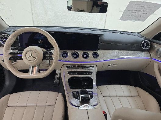 Used 2023 Mercedes-Benz E 450 Cabriolet image 4