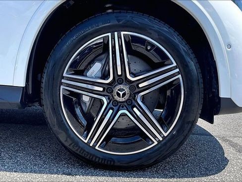Certified 2024 Mercedes-Benz GLC 300 4MATIC image 9