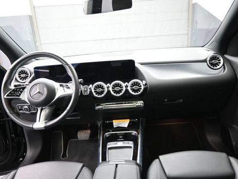 New 2025 Mercedes-Benz GLA 250 4MATIC image 27