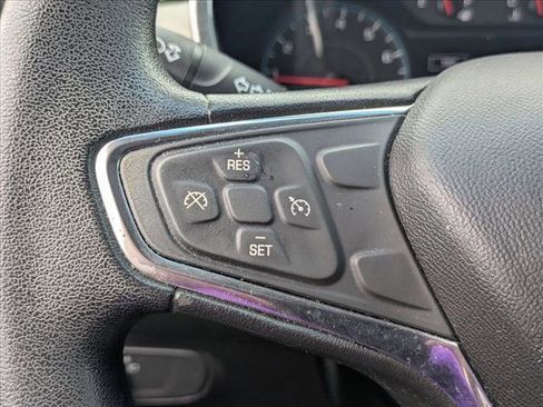 Used 2018 Chevrolet Equinox LS FWD image 16
