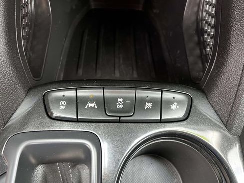 Used 2023 Chevrolet TrailBlazer LT w/ Convenience Package FWD image 33
