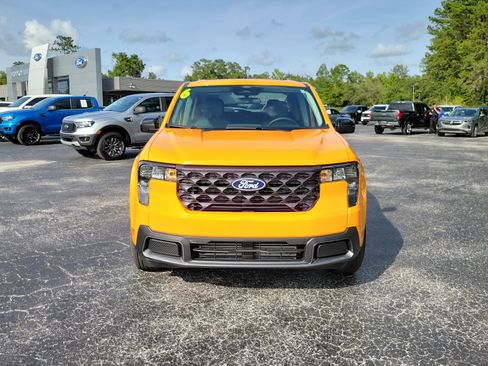 Used 2026 Ford Maverick XLT w/ XLT Luxury Package FWD image 2