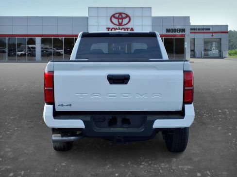 New 2026 Toyota Tacoma SR5 image 5