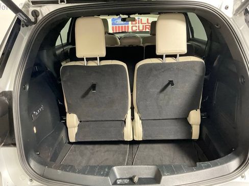 Used 2018 Ford Explorer Limited FWD image 11
