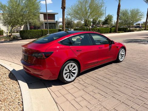 Used 2022 Tesla Model 3 RWD image 3