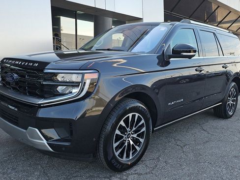 Used 2025 Ford Expedition Max Platinum image 8