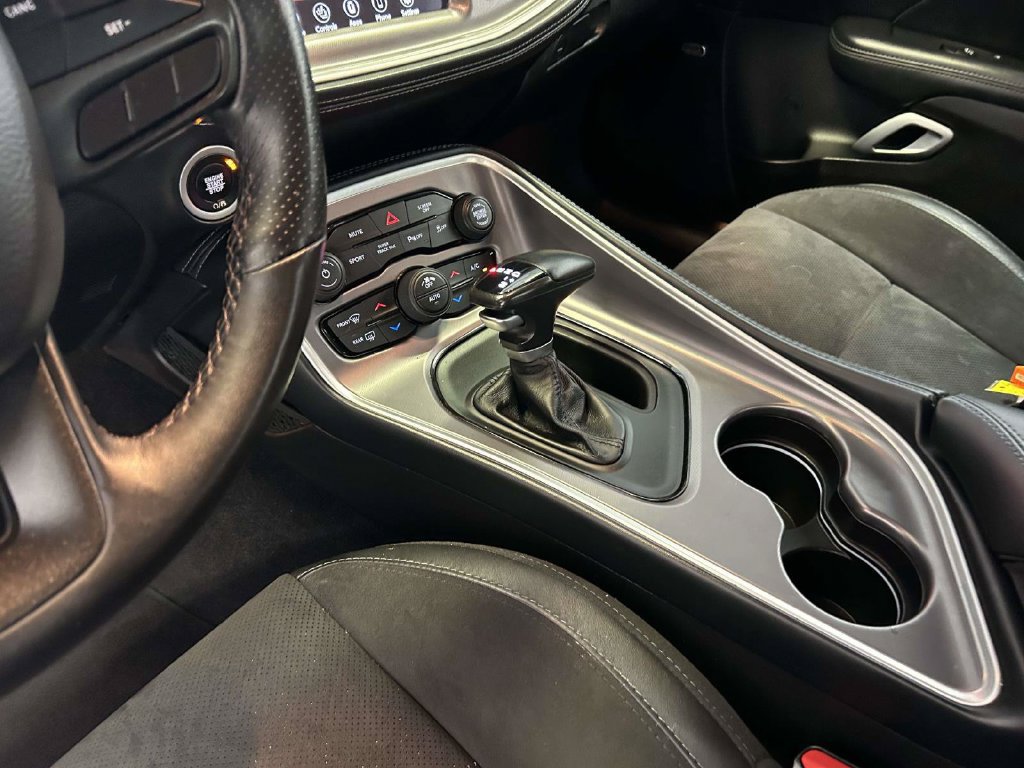 Used 2022 Dodge Challenger GT w/ Plus Package RWD image 10