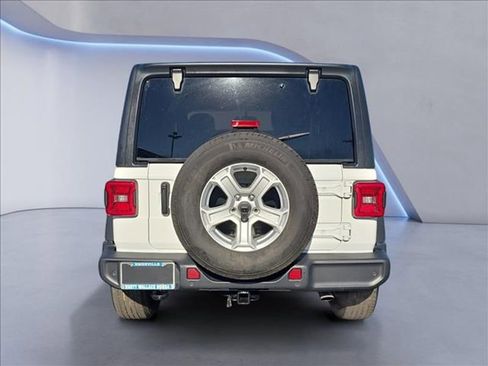 Used 2021 Jeep Wrangler Sport image 4
