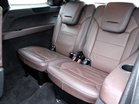 Used 2015 Mercedes-Benz GL 320 BlueTEC 4MATIC image 22